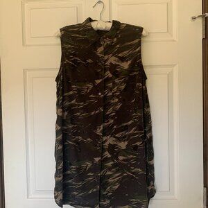 Equipment Femme Camo Silk Top